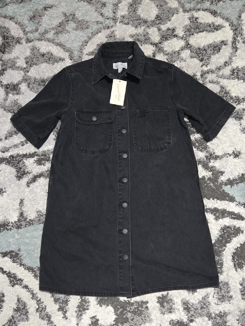 Universal Thread Black Short-Sleeve Button-Front Shirt Dress